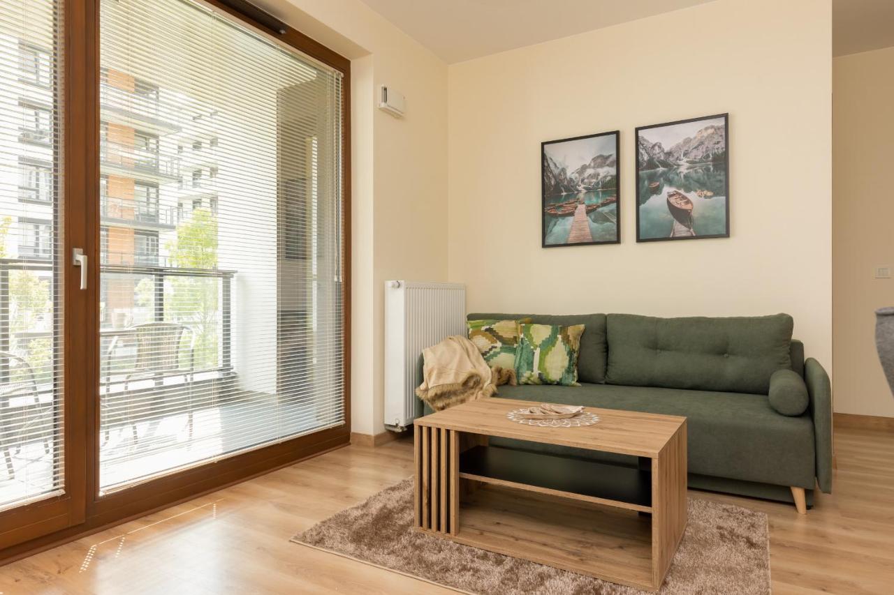 Cosy Bialej Floty With Parking By Renters Lägenhet