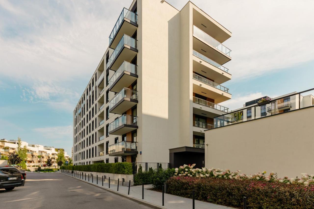 Lägenhet Cosy Bialej Floty With Parking By Renters Warszawa