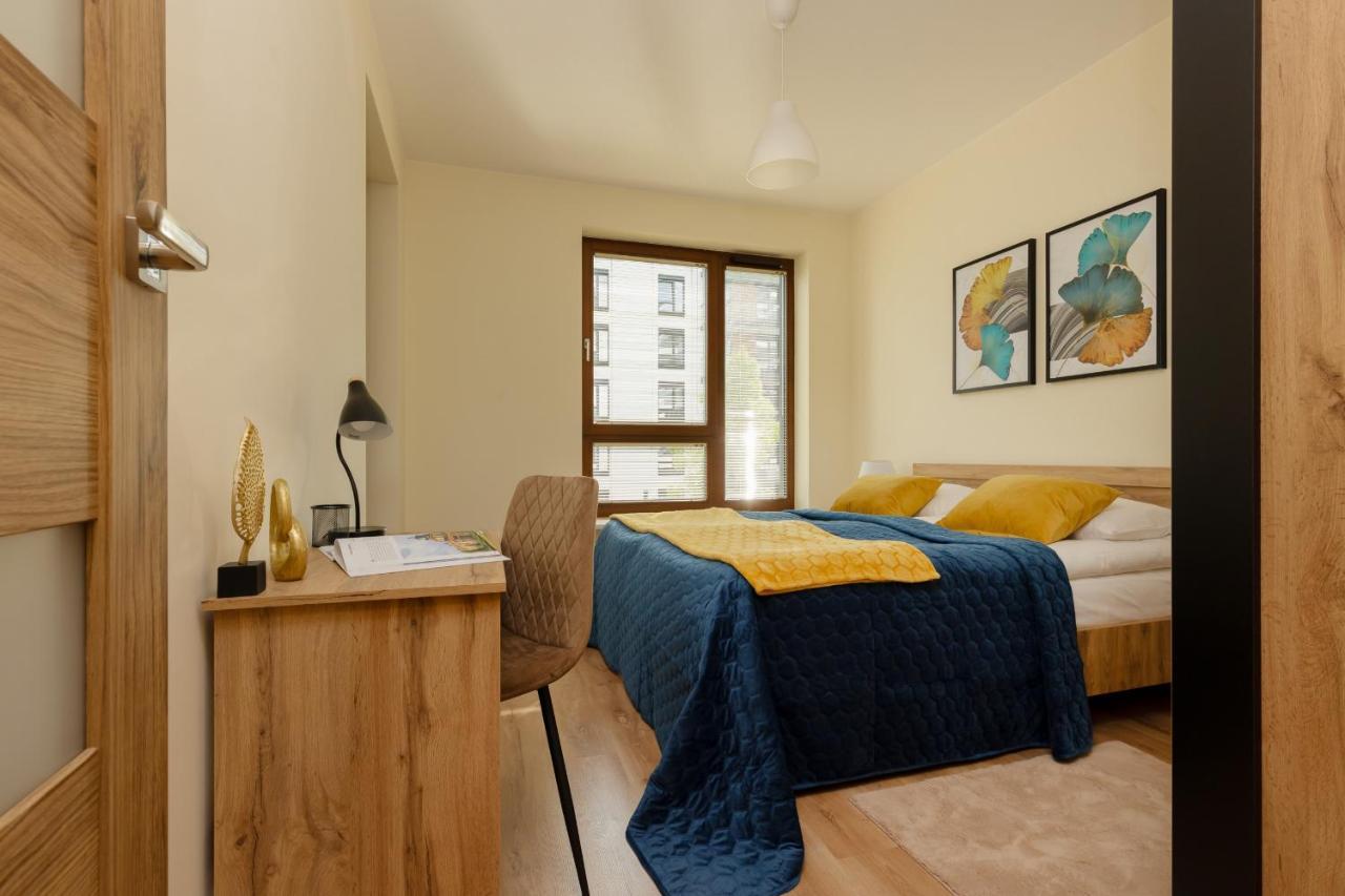 Cosy Bialej Floty With Parking By Renters Appartement *